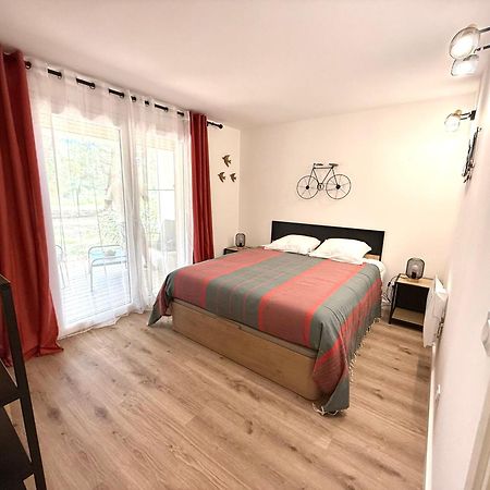 Fiori Di Cala Rossa Residence Hoteliere Lecci Ngoại thất bức ảnh