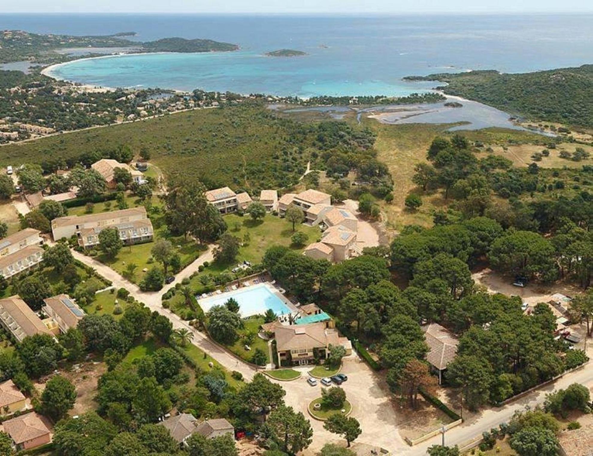 Fiori Di Cala Rossa Residence Hoteliere Lecci Ngoại thất bức ảnh