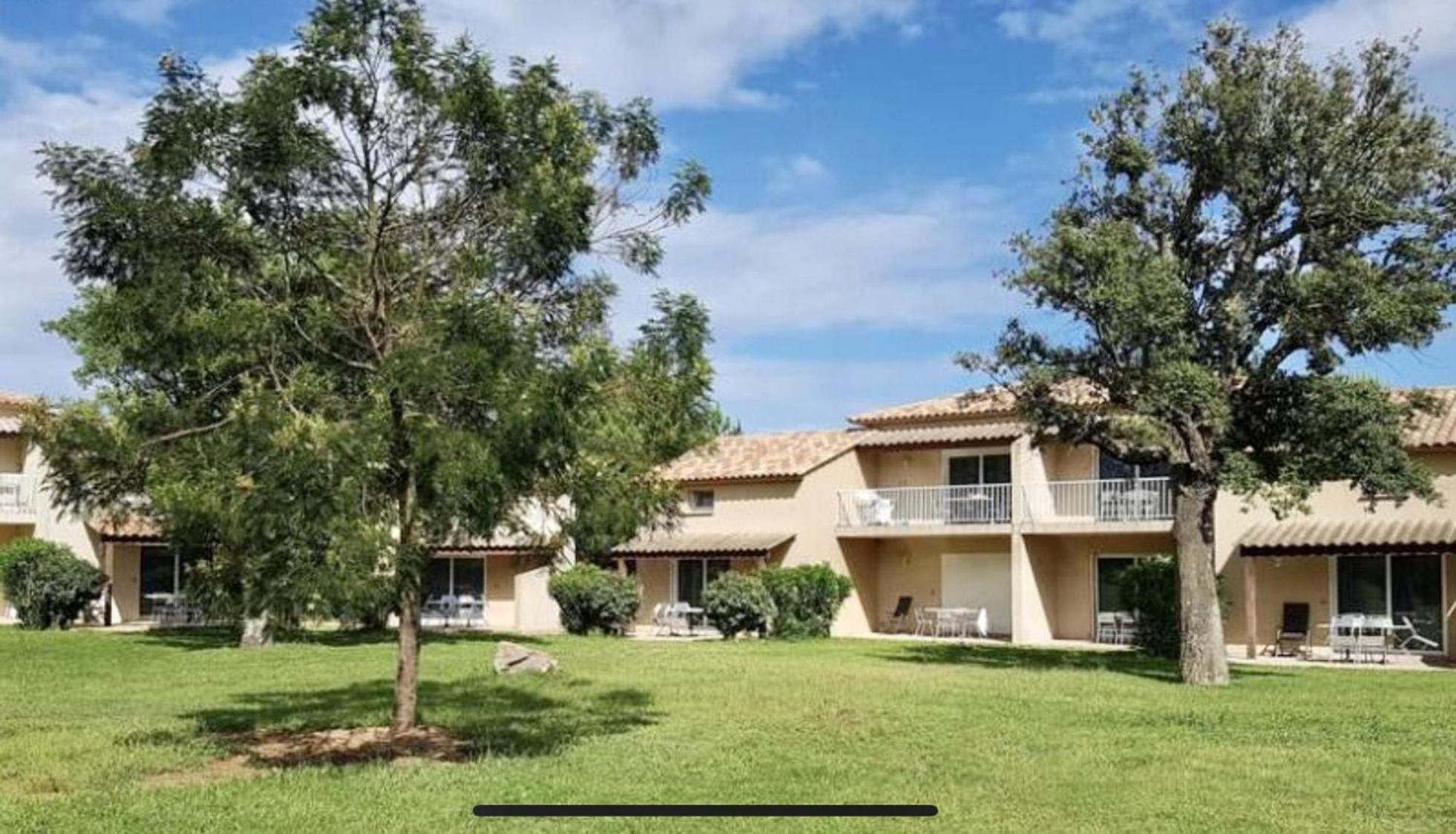 Fiori Di Cala Rossa Residence Hoteliere Lecci Ngoại thất bức ảnh