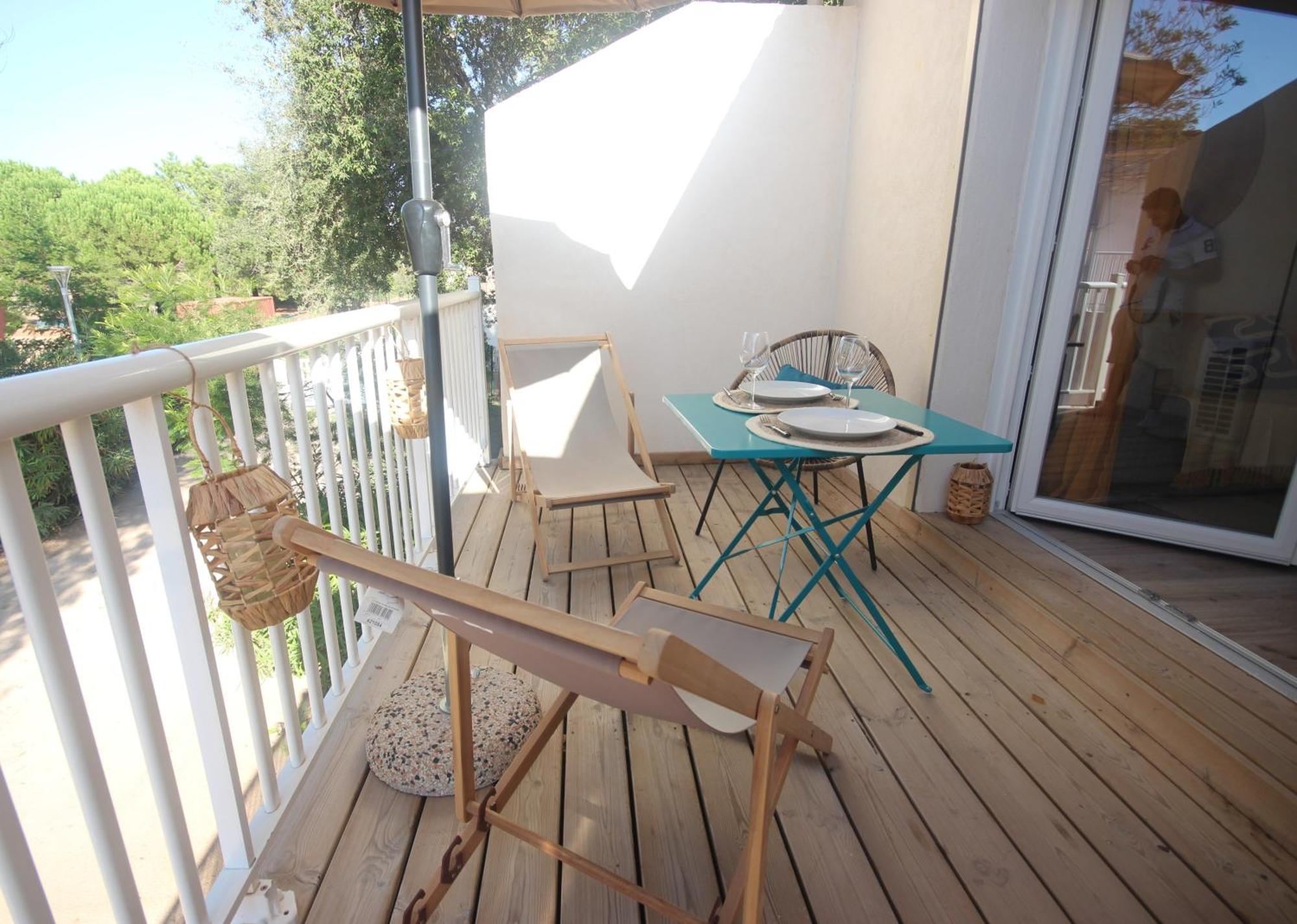 Fiori Di Cala Rossa Residence Hoteliere Lecci Ngoại thất bức ảnh