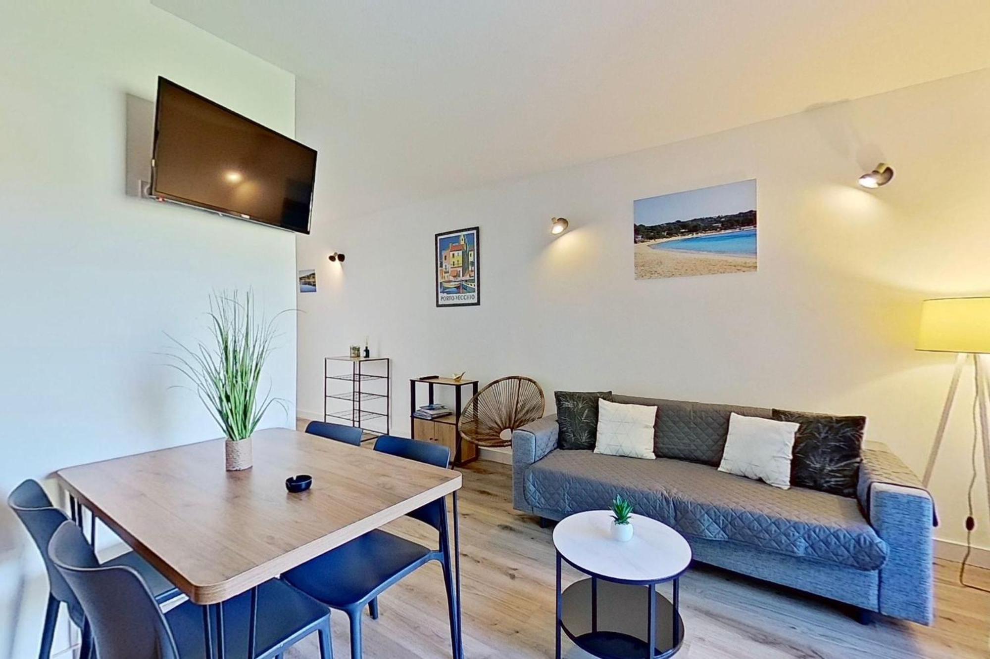 Fiori Di Cala Rossa Residence Hoteliere Lecci Ngoại thất bức ảnh