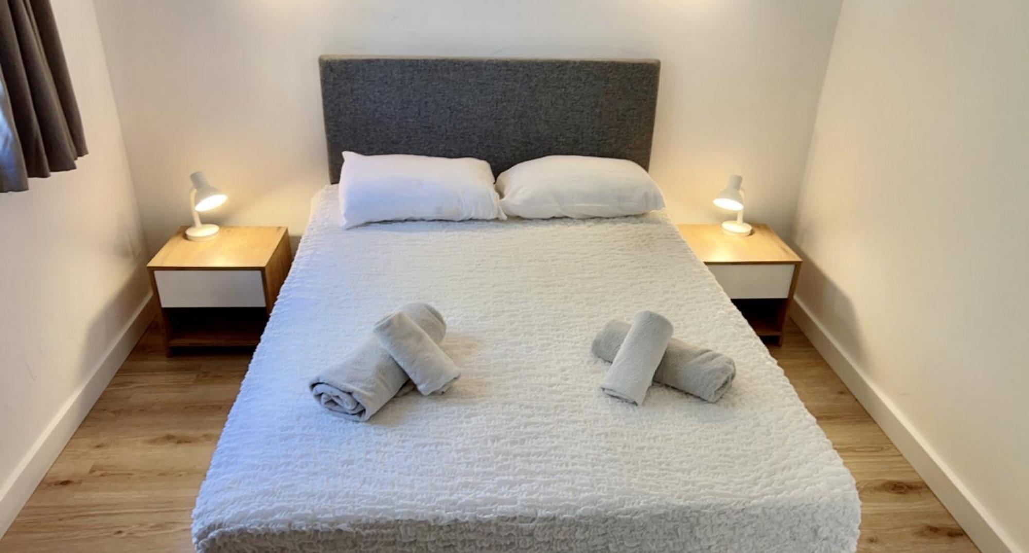 Fiori Di Cala Rossa Residence Hoteliere Lecci Ngoại thất bức ảnh