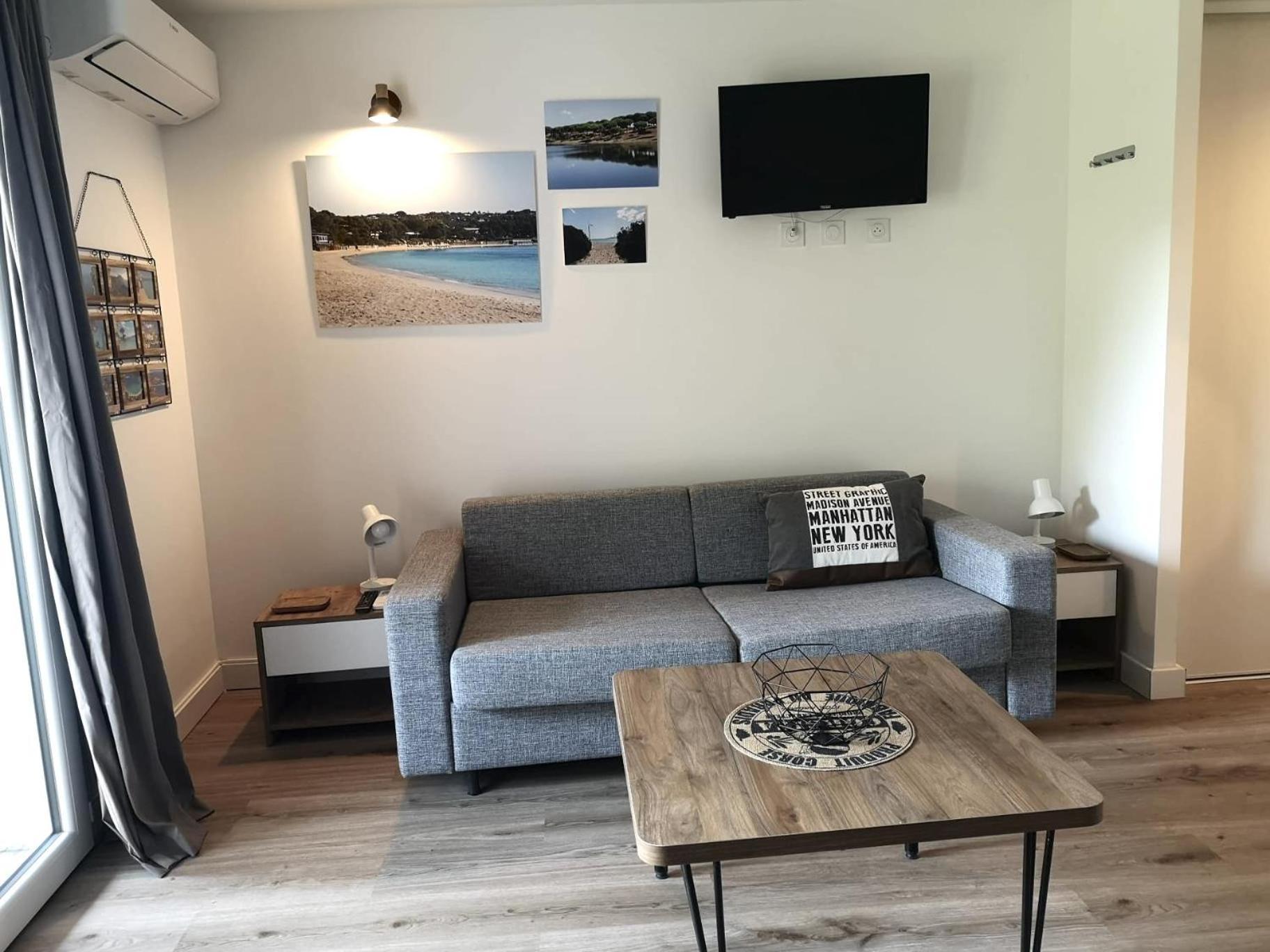 Fiori Di Cala Rossa Residence Hoteliere Lecci Ngoại thất bức ảnh